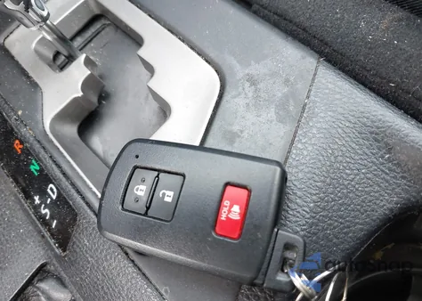 2018 Toyota Rav4 Xle from USA, damaged, VIN 2T3RFREV0JW828111